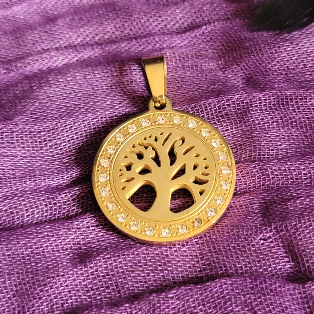 18K Gold Plated Tree of Life Pendant - Picture 4 of 5